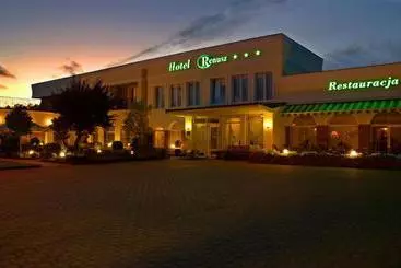 בית מלון כפרי Renusz