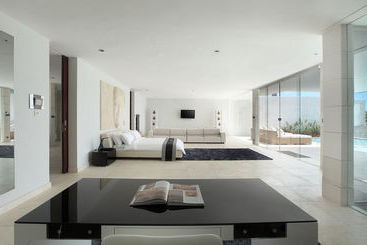 C151 LUXURY VILLAS At Dreamland