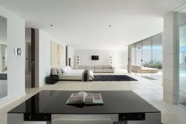 C151 LUXURY VILLAS At Dreamland