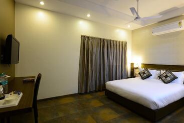 ホテル J C Castle