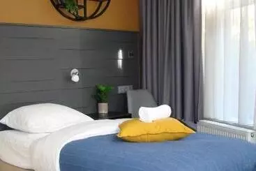 Hotel The Happy Traveler