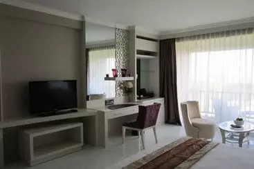Resort The Rich Prada Bali