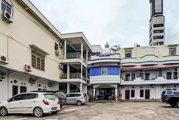 ホテル Oyo 91160 Wisma Srijaya Syariah