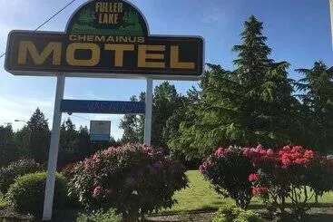 Fuller Lake Chemainus Motel