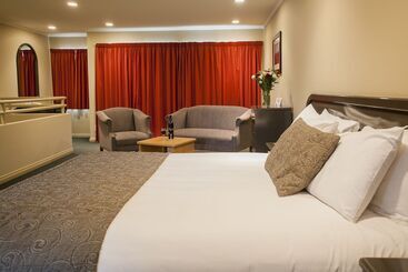 汽车旅馆  Cornwall Motor Lodge