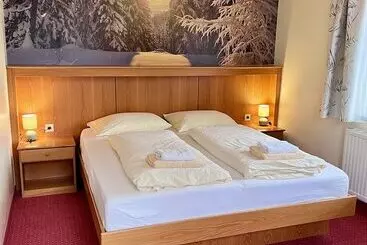 Hotel Pension Lambrecht