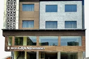 Hotel Grand Residency