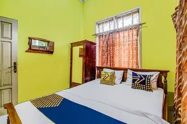 호텔 Oyo Homes 91124 Desa Wisata Kaso