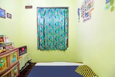 Hotell Oyo Homes 91149 Desa Wisata Nangelasari