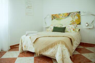 Aparthotel Huelin Beach