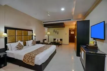 Hotel Floret Inn