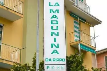 ホテル La Madunina