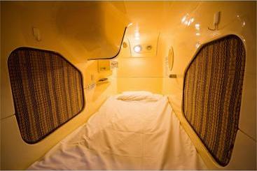 فنادق الكبسولة Capsule Inn Sapporo  Caters To Men