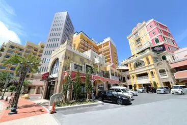 Vessel Hotel Campana Okinawa