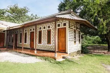 ホテル Oyo 91016 Sandi Homestay