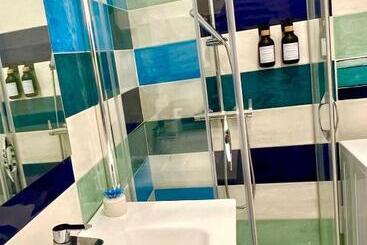 هتل آپارتمان Aretusa Resort Amalfi Coast