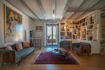 Aamiaismajoitus (B&B) Villa Marcausi