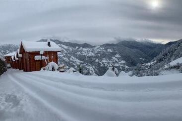 아파트호텔 Oşvacu Dağ Evleri