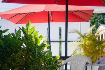 هتل Zabdi Coveñas