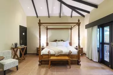 Hotel The Riverside Inn