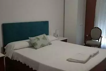 Bed and Breakfast Alojamiento Casa León