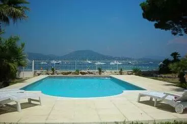 Aparthotel Villa Playa Del Sol   B2