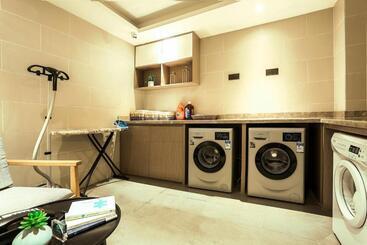 Atour Hotel Chengdu Shuangliu International Airport