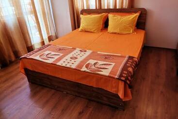 پانسیون Guest House Villa Stefi