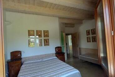 Bed and Breakfast Casa Rosa