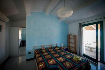 בית מלון כפרי Agriturismo La Tana Di Lu Maccioni