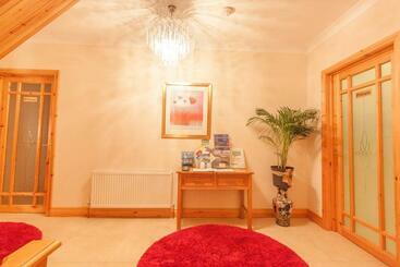 مبيت وإفطار Achill Water S Edge