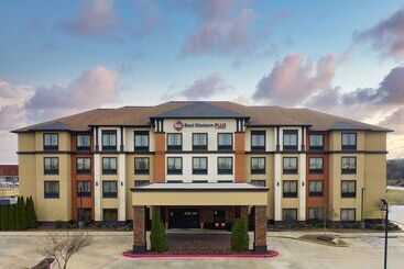 בית מלון כפרי Best Western Plus Tupelo Inn & Suites