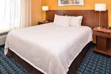 Hotelli Fairfield Inn & Suites Louisville North