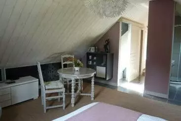ベッドアンドブレックファースト Chambre D Hotes La Queue Au Loup