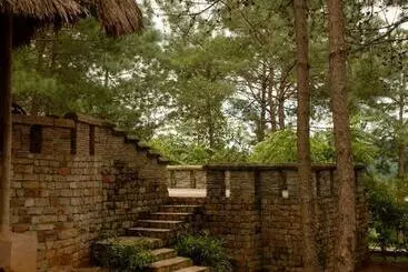 Resort Ri Kynjai Serenity By The Lake