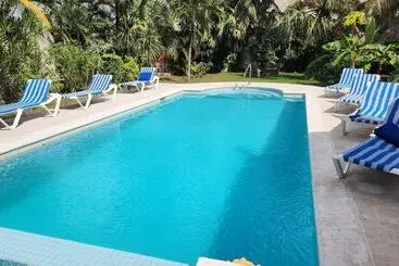 Huoneistohotelli Casa Colonial