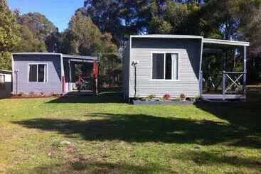 Hotel Mallacoota's Shady Gully Caravan Park