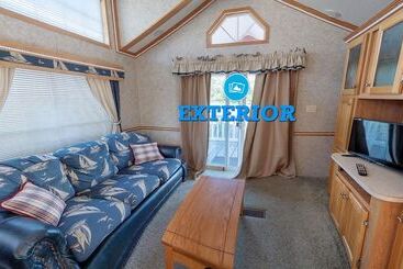 فندق Narrows Too Camping Resort