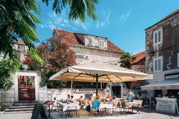 Hotelli Guesthouse Mimbelli