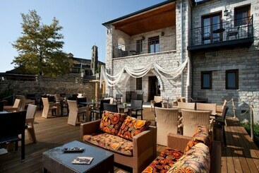 פנסיון Nisista Lodge Mountain View