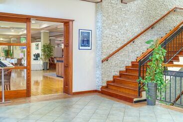 펜션 Convenient Park View Room With Breakfast Included