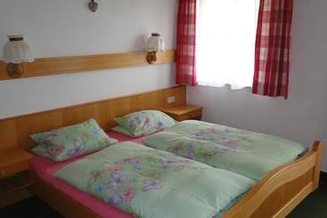 Hus på landet Reith Gut