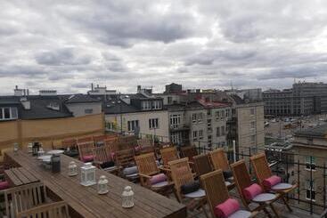 تختخواب و صبحانه Chopin Boutique