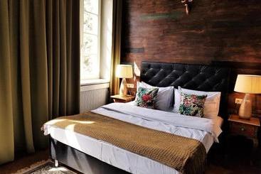 Sleepwell Apartments