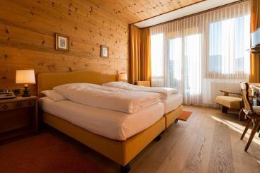 Swiss Chalet-style Hotel Walliser Spycher
