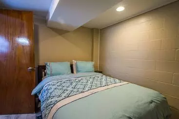 Mökkimajoitus Lake Love