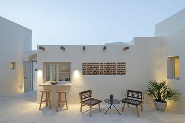 هتل Utopia Suites Santorini