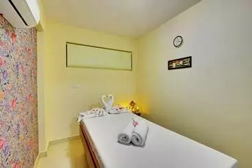 Hotel Padmini Bagh Resort By Inventree, Udaipur