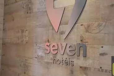 ホテル Seven Hoteis Joinville Filial