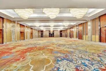 Hotel Radisson Red Chandigarh Mohali